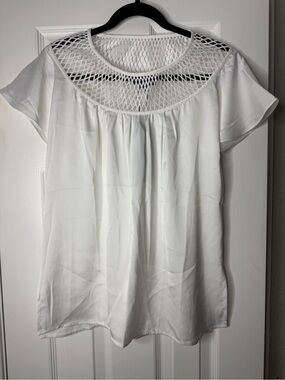 LYSSE White Crochet Yoke Short Sleeve Top
